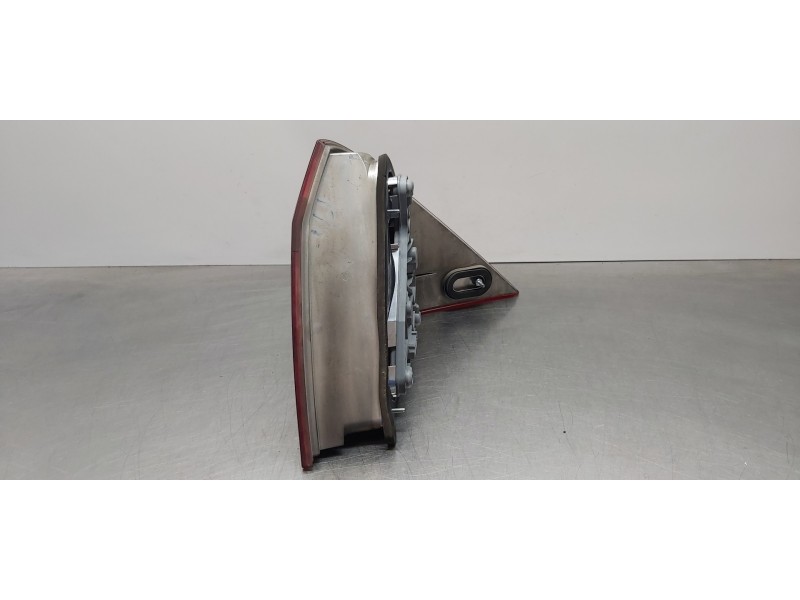 Recambio de piloto trasero izquierdo para mercedes clase c (w203) berlina 200 cdi (203.004) referencia OEM IAM A2038200164   Recambio de piloto trasero izquierdo para mercedes clase c (w203) berlina 200 cdi (203.004) referencia OEM IAM A2038200164