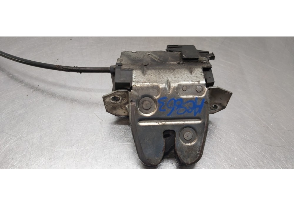 Recambio de cerradura maletero / porton para mercedes clase c (w203) familiar c 200 t cdi (203.204) referencia OEM IAM A20374001