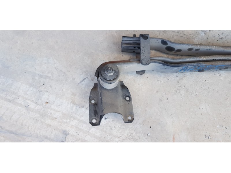 Recambio de ballesta trasera para nissan cabstar 01.04  cabina simple cabina individual referencia OEM IAM 55200F3901  