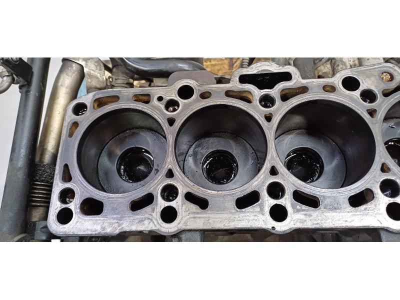 Recambio de motor completo para seat altea (5p1) fr referencia OEM IAM 03G103011E 038105021AB 03G103011E Recambio de motor completo para seat altea (5p1) fr referencia OEM IAM 03G103011E 038105021AB 03G103011E