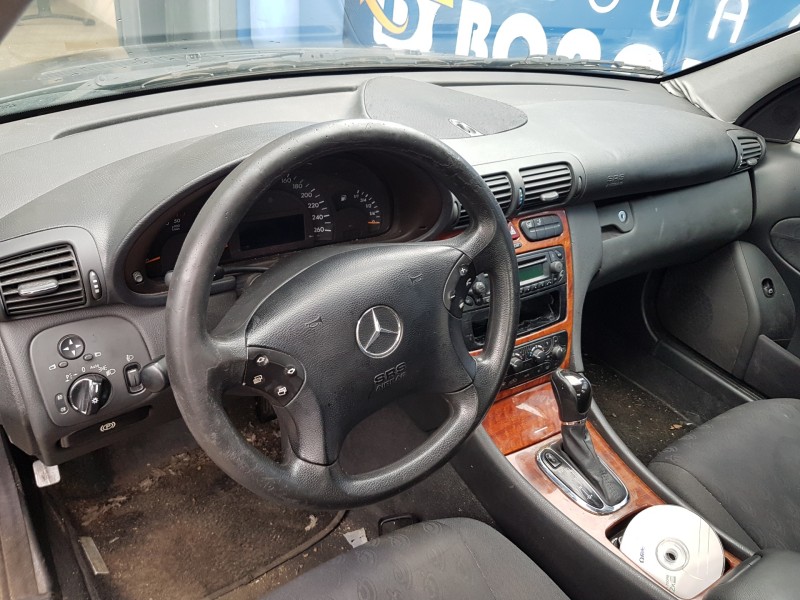 mercedes clase c (w203) berlina del año 2006 mercedes clase c (w203) berlina del año 2006