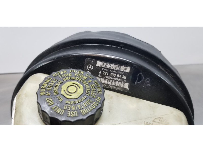 Recambio de servofreno para mercedes clase s (w221) berlina 320 / 350 cdi (221.022) referencia OEM IAM A2214302530 A2214300430 