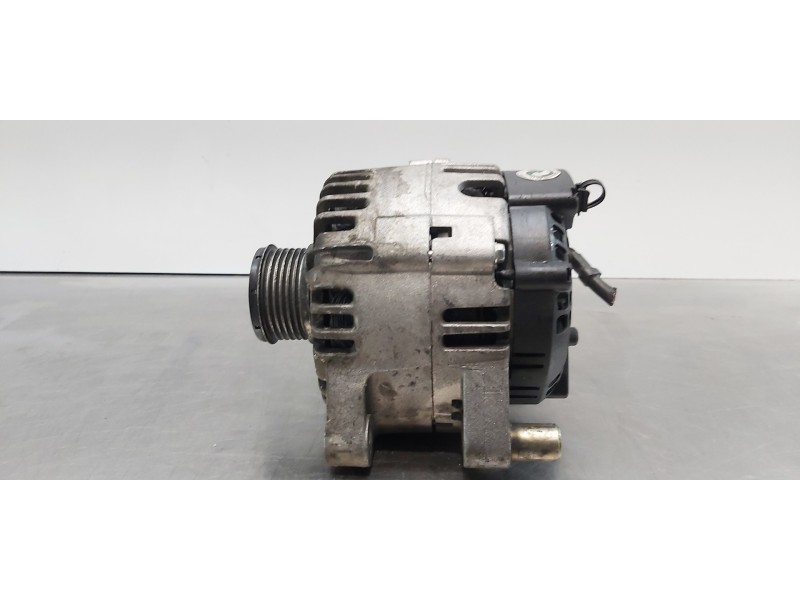 Recambio de alternador para lancia phedra (180) 2.0 jtd 16v executive (100kw) referencia OEM IAM 71733552  