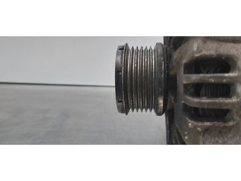 Recambio de alternador para lancia phedra (180) 2.0 jtd 16v executive (100kw) referencia OEM IAM 71733552  