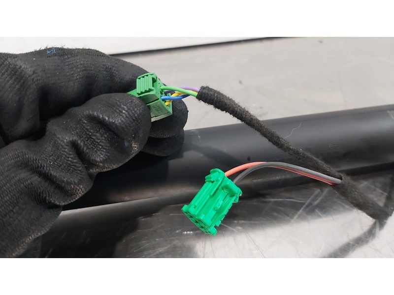 Recambio de amortiguadores maletero / porton para peugeot 3008 active referencia OEM IAM 9809682180   Recambio de amortiguadores maletero / porton para peugeot 3008 active referencia OEM IAM 9809682180