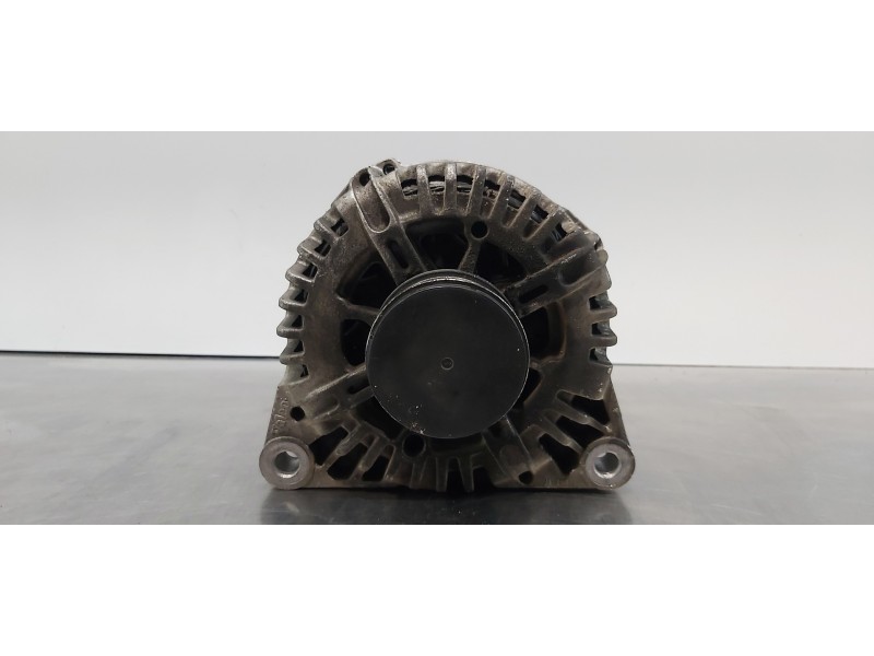 Recambio de alternador para lancia phedra (180) 2.0 jtd 16v executive (100kw) referencia OEM IAM 71733552  