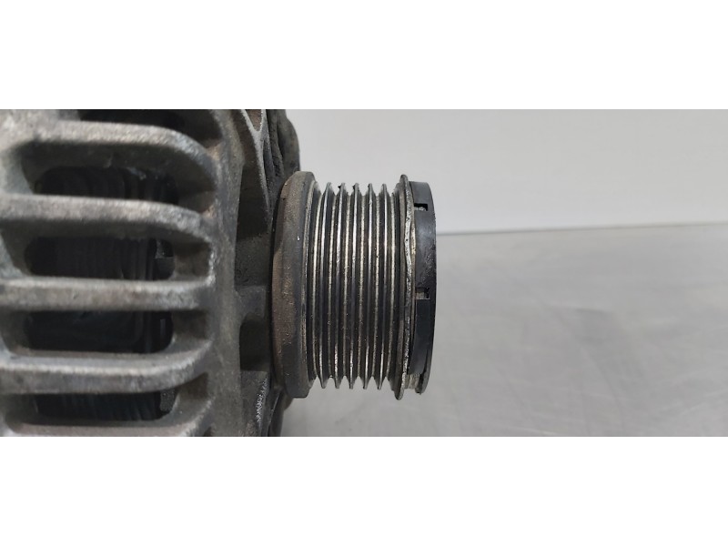 Recambio de alternador para lancia phedra (180) 2.0 jtd 16v executive (100kw) referencia OEM IAM 71733552  