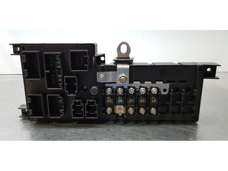 Recambio de caja reles / fusibles para volvo xc90 d5 referencia OEM IAM 518826011   Recambio de caja reles / fusibles para volvo xc90 d5 referencia OEM IAM 518826011
