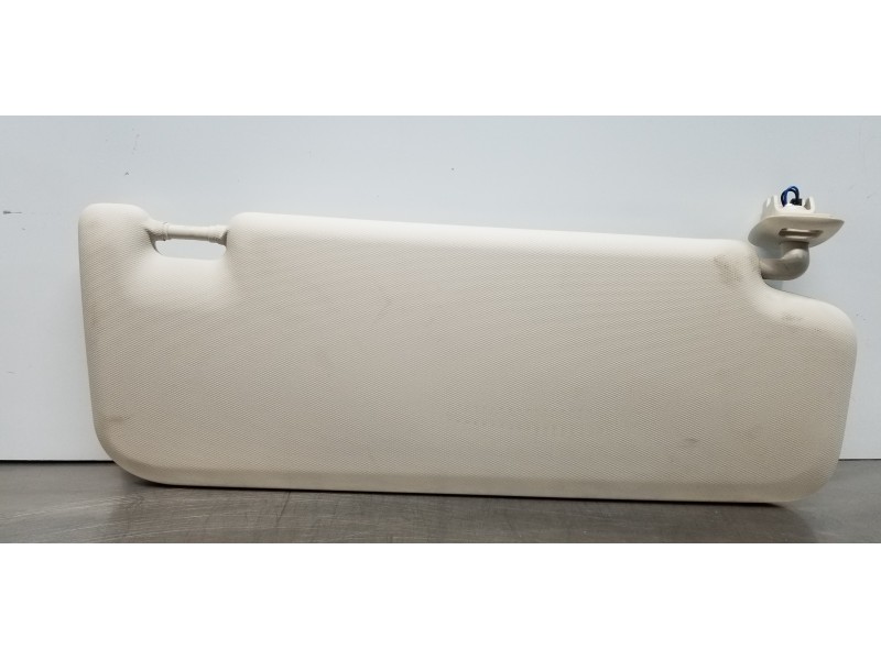 Recambio de parasol izquierdo para bmw serie x3 (g01) xdrive20d referencia OEM IAM 51167445667  