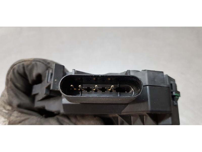 Recambio de cerradura puerta delantera derecha para ford transit courier trend referencia OEM IAM BM5AA21812BG  