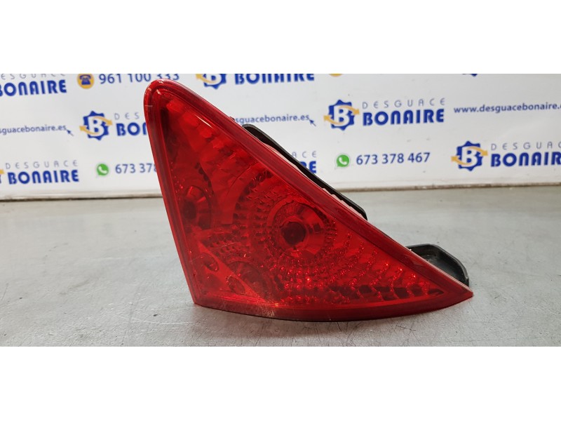 Recambio de piloto trasero derecho interior para peugeot 3008 premium referencia OEM IAM 9683460980  