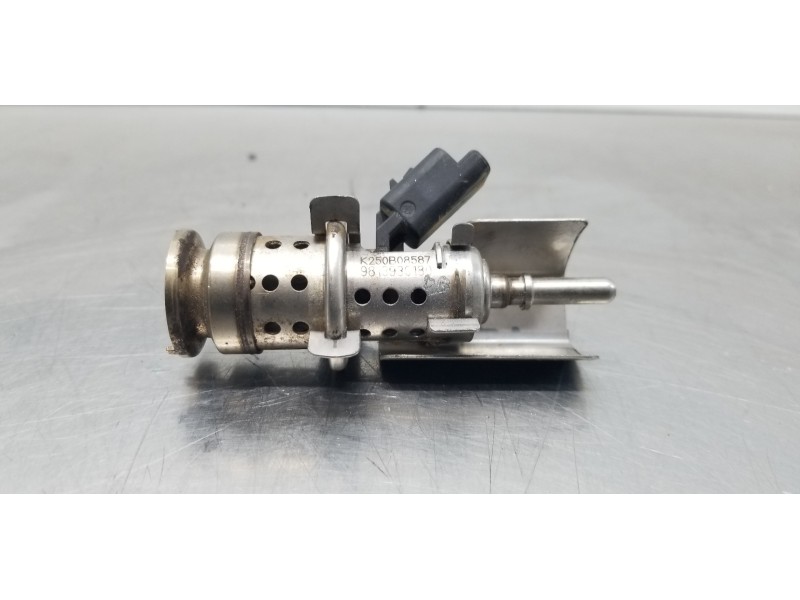 Recambio de inyector para citroen c5 aircross suv referencia OEM IAM 9813930180   Recambio de inyector para citroen c5 aircross suv referencia OEM IAM 9813930180