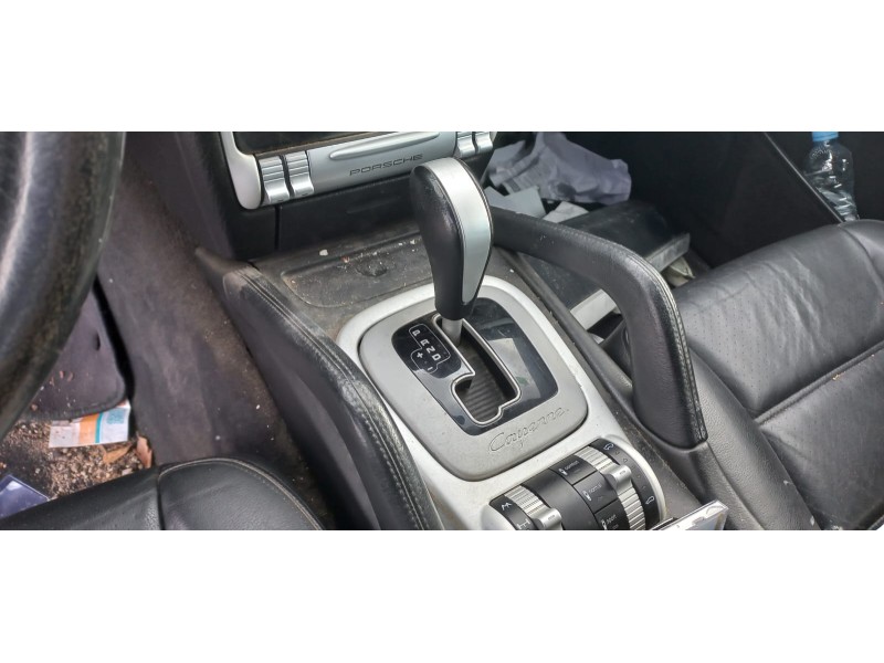 porsche cayenne (typ 9pa) del año 2005