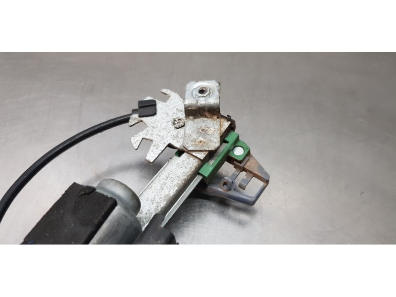 Recambio de elevalunas delantero derecho para renault megane ii berlina 3p confort authentique referencia OEM IAM 8201010927   Recambio de elevalunas delantero derecho para renault megane ii berlina 3p confort authentique referencia OEM IAM 8201010927