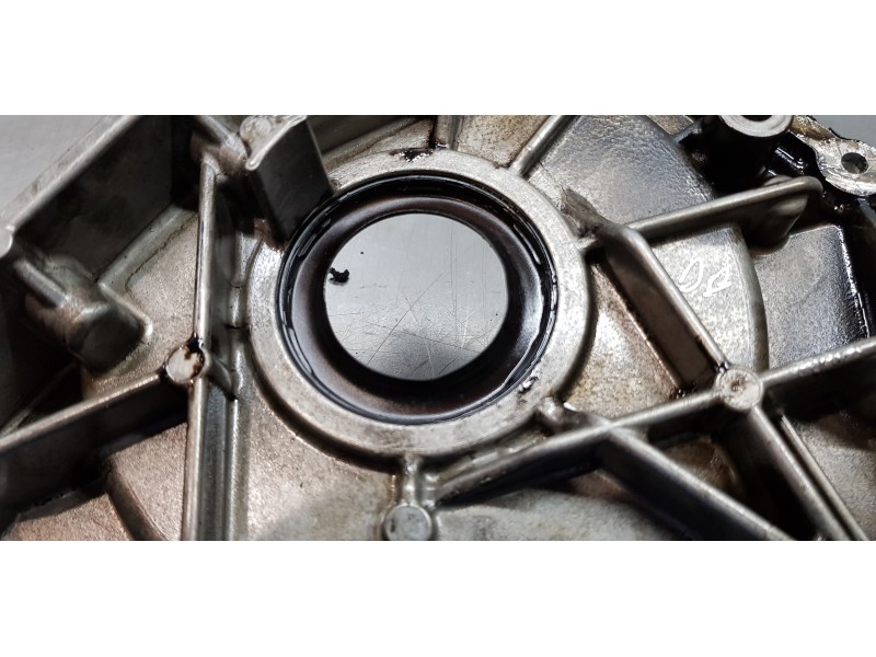 Recambio de tapa distribucion para mercedes clase m (w164) 320 / 350 cdi (164.122) referencia OEM IAM A6420101017   Recambio de tapa distribucion para mercedes clase m (w164) 320 / 350 cdi (164.122) referencia OEM IAM A6420101017