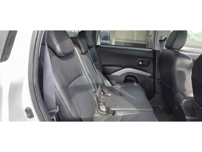 mitsubishi outlander (cw0) del año 2010