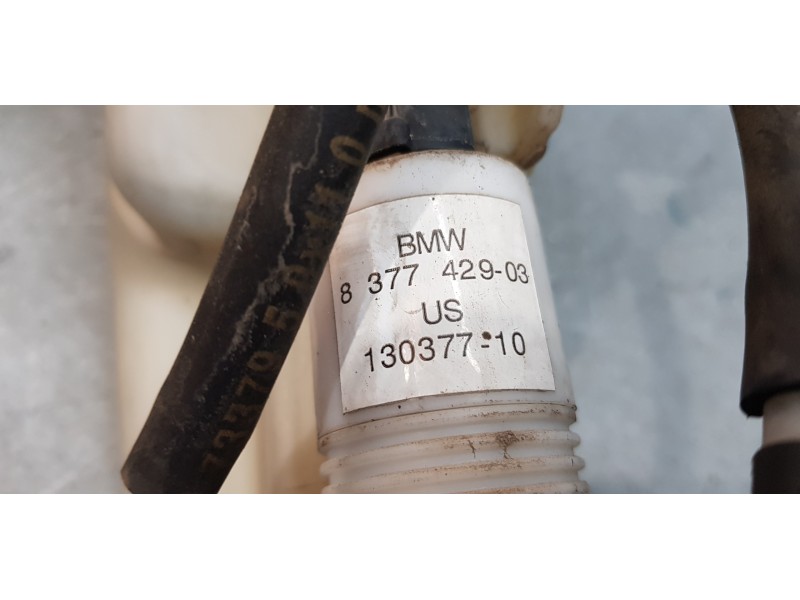 Recambio de deposito limpia para mini mini (r50,r53) one referencia OEM IAM 8377429   Recambio de deposito limpia para mini mini (r50,r53) one referencia OEM IAM 8377429