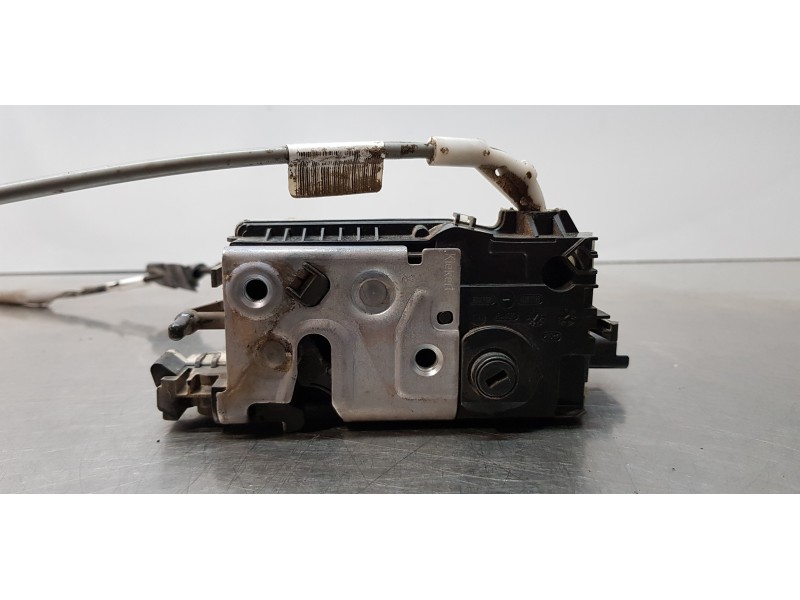 Recambio de cerradura puerta delantera derecha para citroen c4 lim. white attraction referencia OEM IAM 9685351480   Recambio de cerradura puerta delantera derecha para citroen c4 lim. white attraction referencia OEM IAM 9685351480