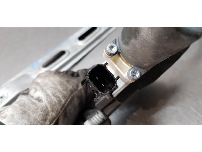 Recambio de elevalunas delantero derecho para ford transit courier trend referencia OEM IAM ET76A23200CD  