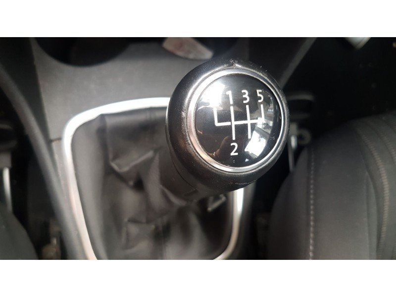 volkswagen polo (6r1) del año 2010