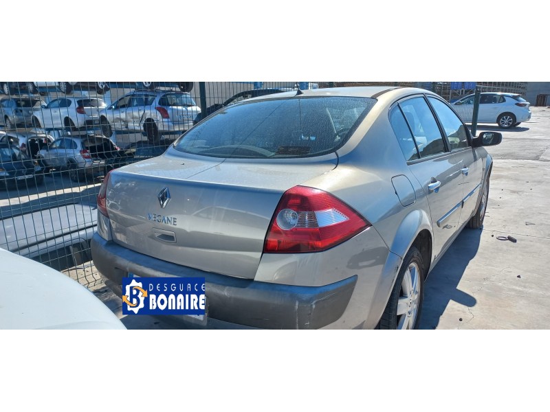 renault megane ii classic berlina del año 2004