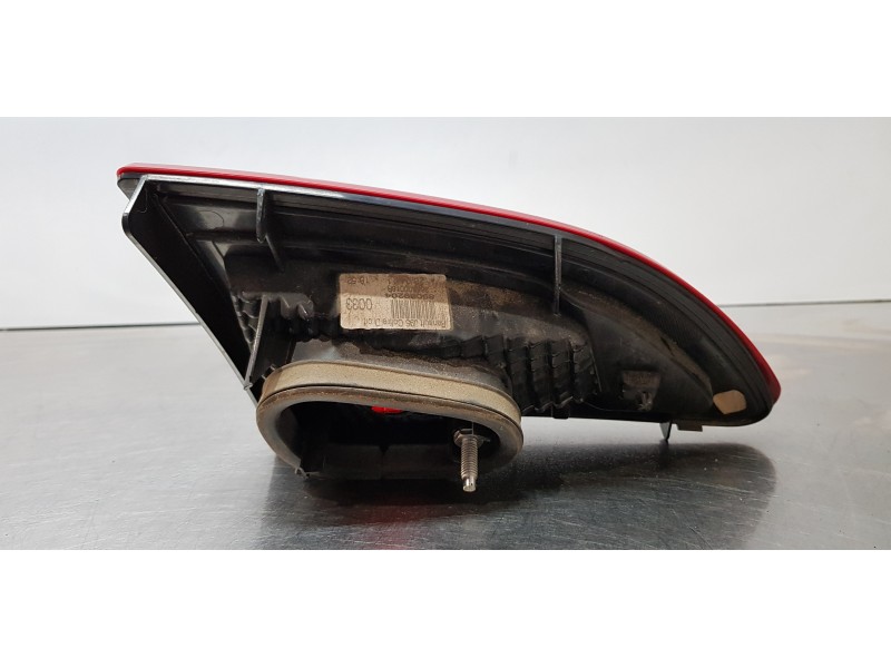 Recambio de piloto trasero derecho interior para renault scenic iii authentique referencia OEM IAM 265500018R   Recambio de piloto trasero derecho interior para renault scenic iii authentique referencia OEM IAM 265500018R