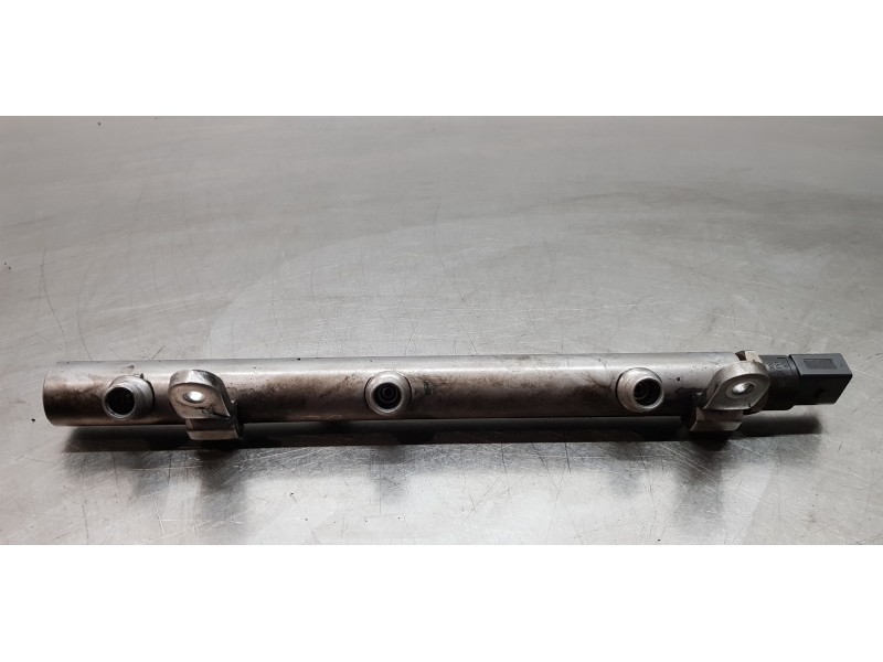 Recambio de rampa inyectora para mercedes clase m (w164) 320 / 350 cdi (164.122) referencia OEM IAM A6420700695   Recambio de rampa inyectora para mercedes clase m (w164) 320 / 350 cdi (164.122) referencia OEM IAM A6420700695