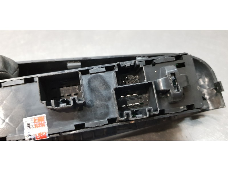 Recambio de mando elevalunas delantero izquierdo para ford transit courier trend referencia OEM IAM DT1T14A132FA   Recambio de mando elevalunas delantero izquierdo para ford transit courier trend referencia OEM IAM DT1T14A132FA