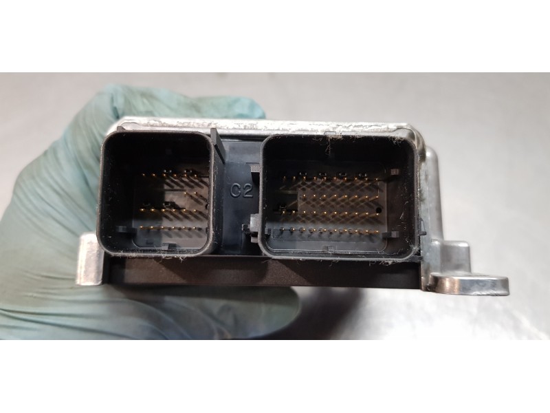 Recambio de centralita airbag para land rover range rover sport v6 td se referencia OEM IAM 8H2214D374AC  