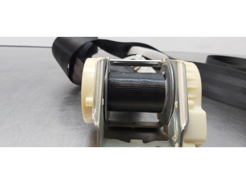 Recambio de cinturon seguridad trasero derecho para volkswagen caddy ka/kb (2k) life referencia OEM IAM 2K0857812FRYV   Recambio de cinturon seguridad trasero derecho para volkswagen caddy ka/kb (2k) life referencia OEM IAM 2K0857812FRYV