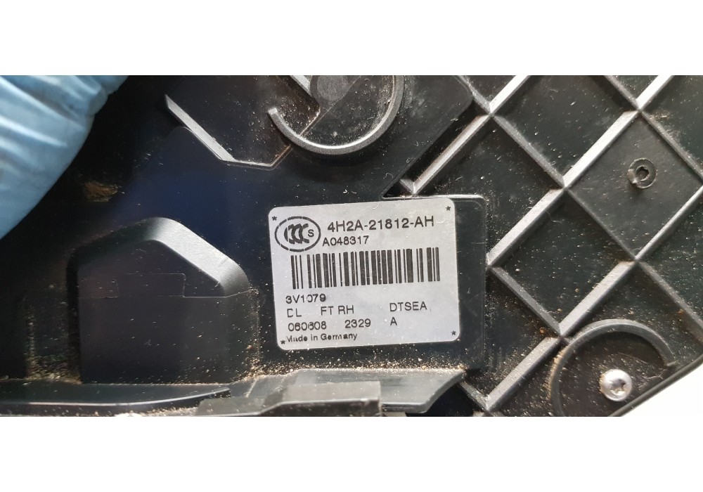 Recambio de cerradura puerta delantera derecha para land rover range rover sport v6 td se referencia OEM IAM FQJ500420 4H2A21812