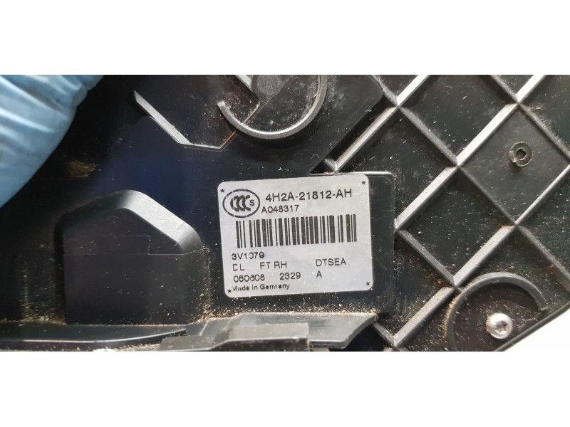 Recambio de cerradura puerta delantera derecha para land rover range rover sport v6 td se referencia OEM IAM FQJ500420 4H2A21812