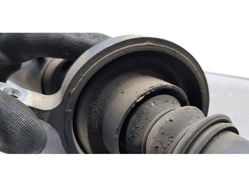 Recambio de transmision central para bmw serie 3 touring (e91) 318d referencia OEM IAM 26107527339 7527339  Recambio de transmision central para bmw serie 3 touring (e91) 318d referencia OEM IAM 26107527339 7527339