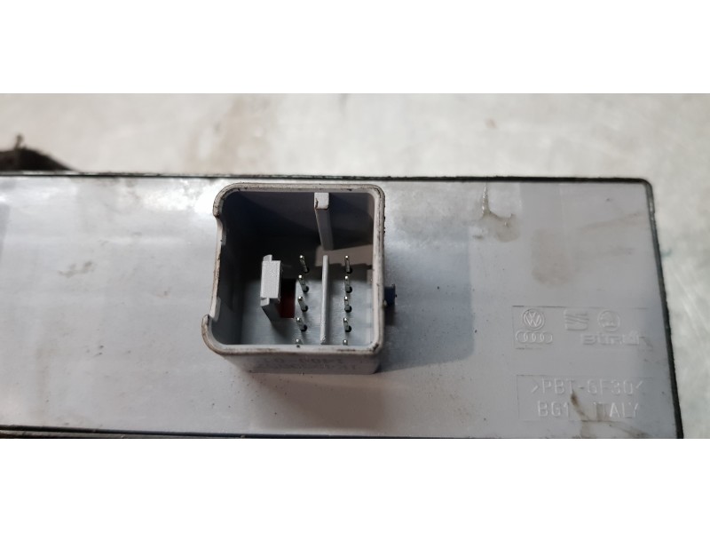 Recambio de mando elevalunas delantero izquierdo para volkswagen polo (6r1) advance referencia OEM IAM 6R0867255D  