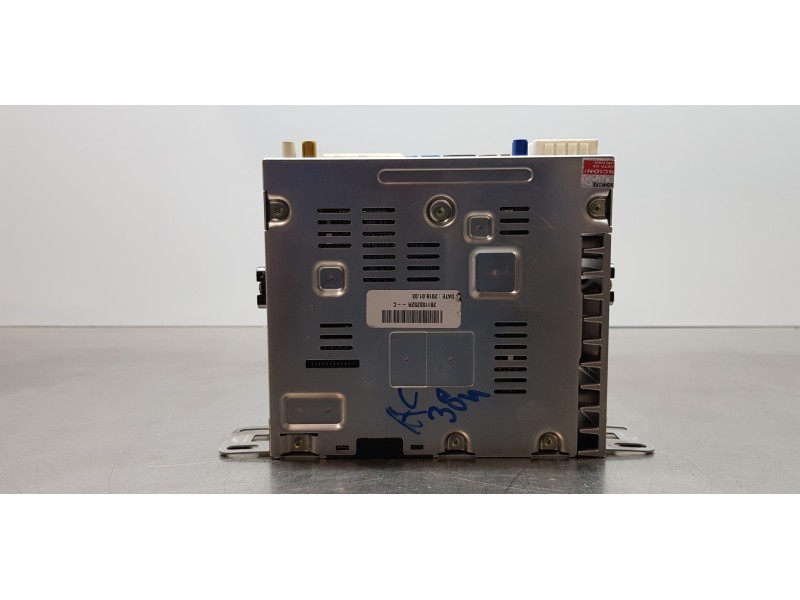 Recambio de sistema audio / radio cd para renault scenic iv grand limited referencia OEM IAM 281155252R  