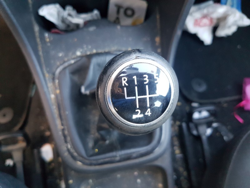 volkswagen polo (6r1) del año 2010