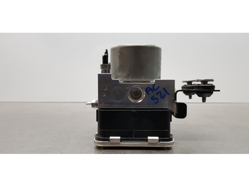 Recambio de abs para nissan primastar cerrada referencia OEM IAM 476608516R  