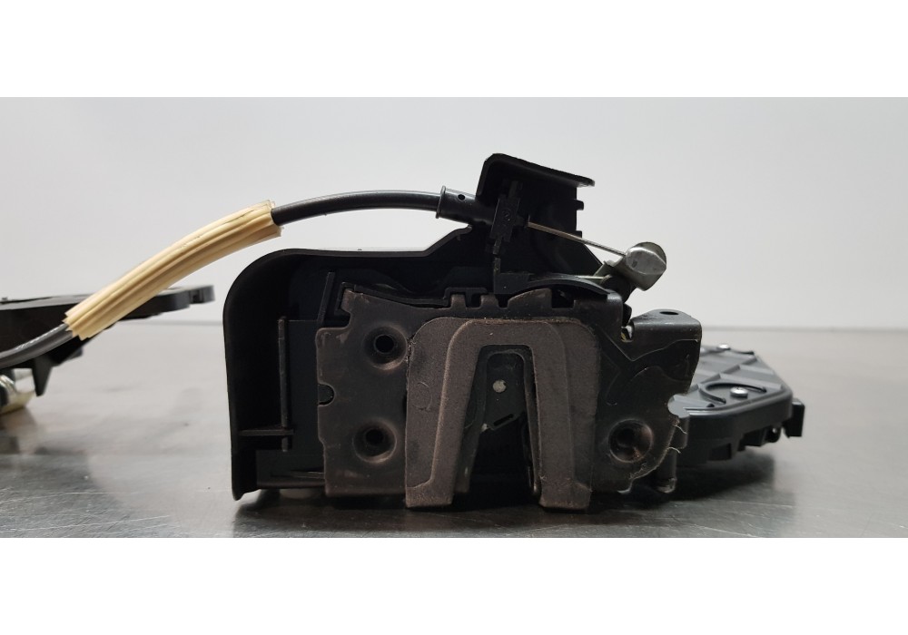 Recambio de cerradura puerta trasera derecha para land rover range rover sport v6 td se referencia OEM IAM FPE500060 7H5A26412AC