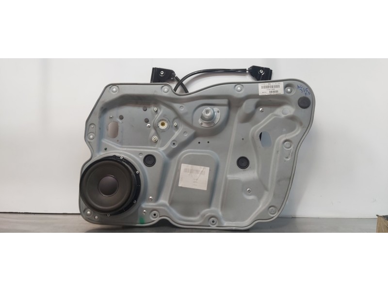 Recambio de elevalunas delantero derecho para volkswagen touran (1t1) advance referencia OEM IAM 1T1837462A   Recambio de elevalunas delantero derecho para volkswagen touran (1t1) advance referencia OEM IAM 1T1837462A
