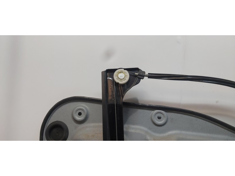 Recambio de elevalunas delantero derecho para volkswagen touran (1t1) advance referencia OEM IAM 1T1837462A   Recambio de elevalunas delantero derecho para volkswagen touran (1t1) advance referencia OEM IAM 1T1837462A