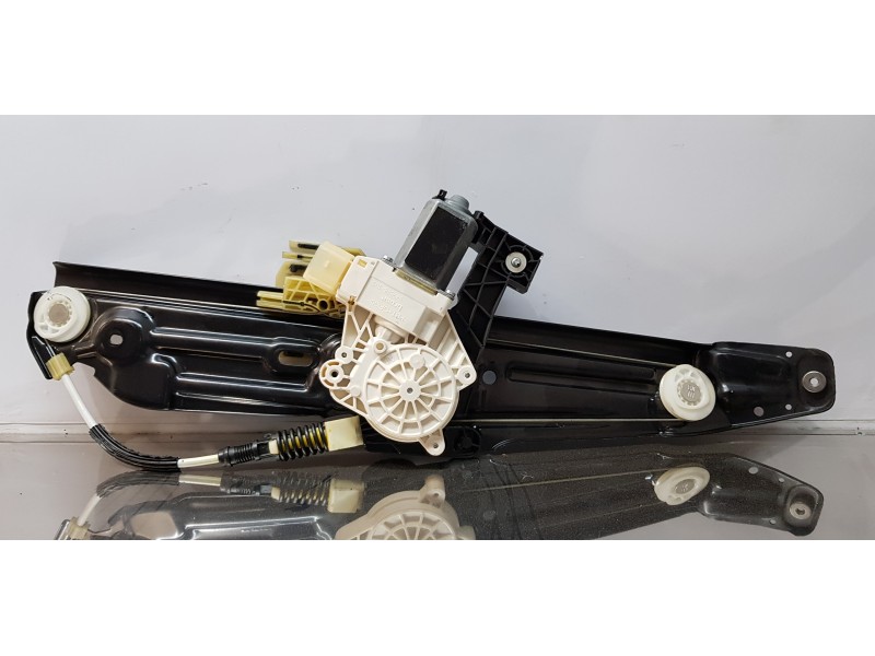 Recambio de elevalunas trasero izquierdo para bmw serie 5 lim. (f10) 530d referencia OEM IAM 72481710  