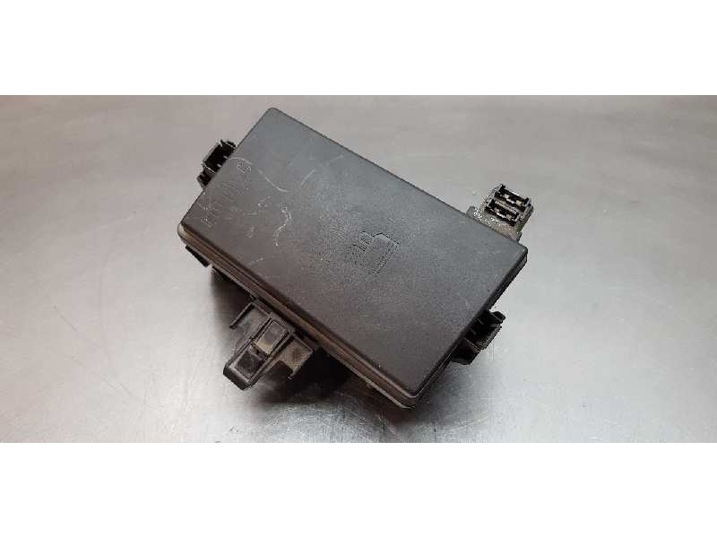 Recambio de caja reles / fusibles para skoda octavia lim. (5e3) ambition referencia OEM IAM 5Q0907361B  
