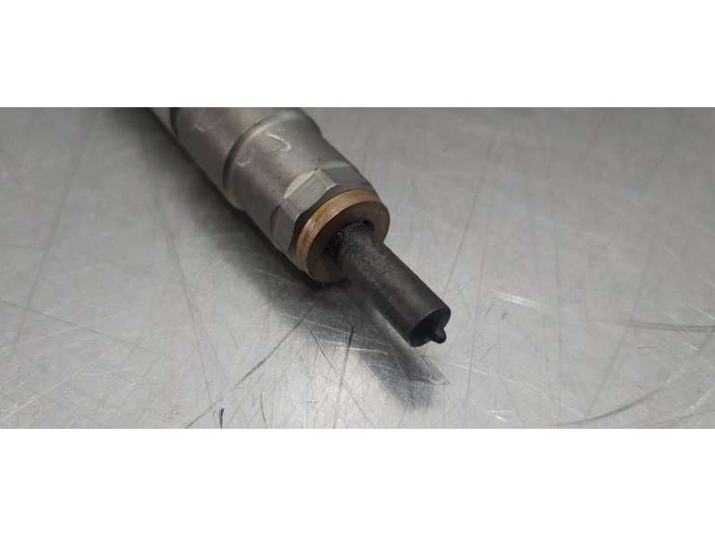 Recambio de inyector para dacia duster ii comfort 4wd referencia OEM IAM 8201636333  