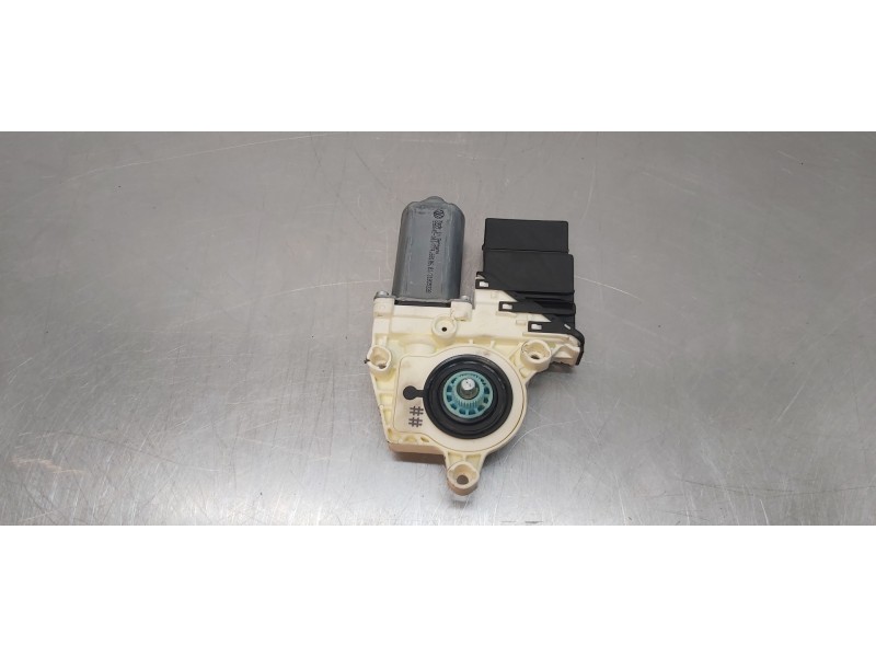 Recambio de motor elevalunas trasero izquierdo para volkswagen touran (1t1) advance referencia OEM IAM 1K0959703B   Recambio de motor elevalunas trasero izquierdo para volkswagen touran (1t1) advance referencia OEM IAM 1K0959703B