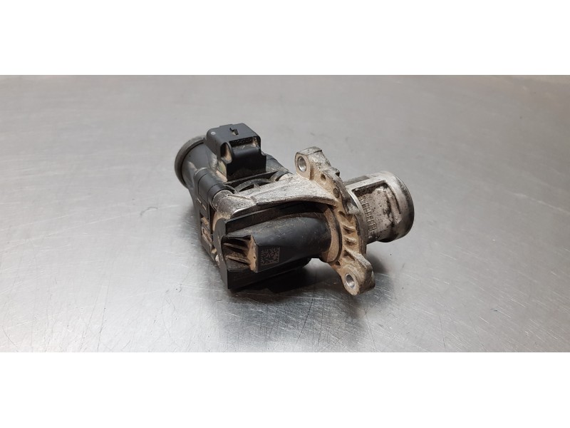 Recambio de valvula egr para ford transit courier trend referencia OEM IAM 9802194080  