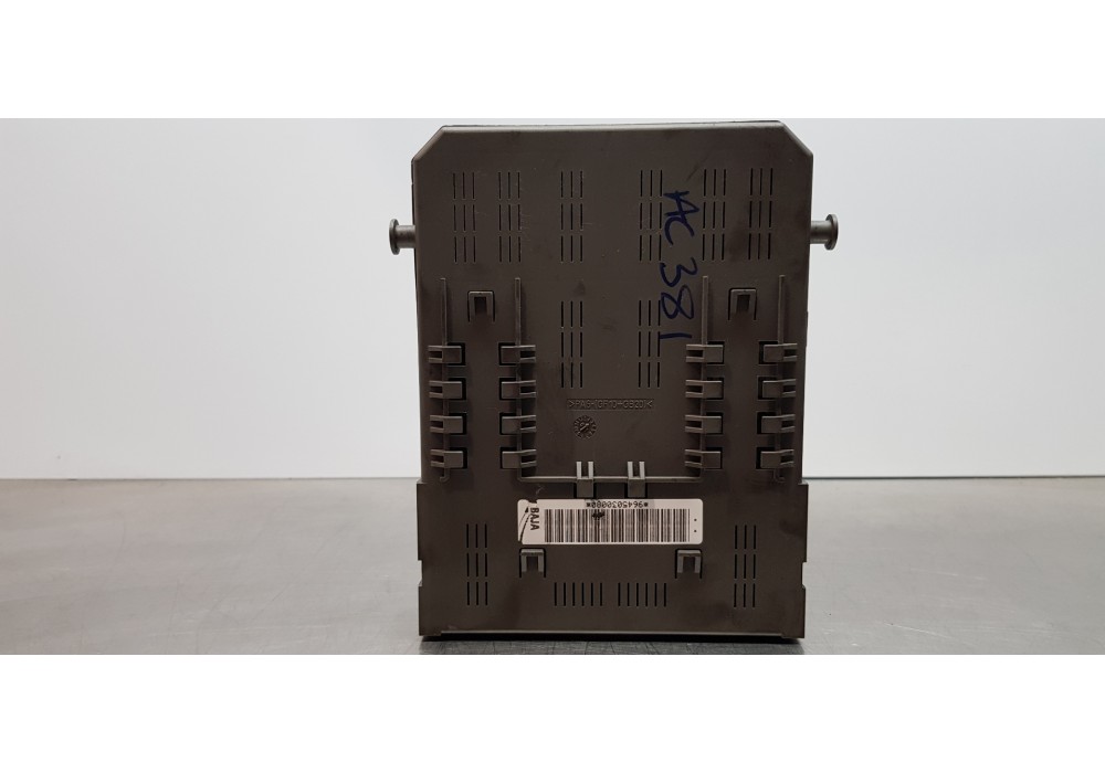 Recambio de caja reles / fusibles para citroen c5 berlina 2.0 hdi 90 x referencia OEM IAM 9645030080  