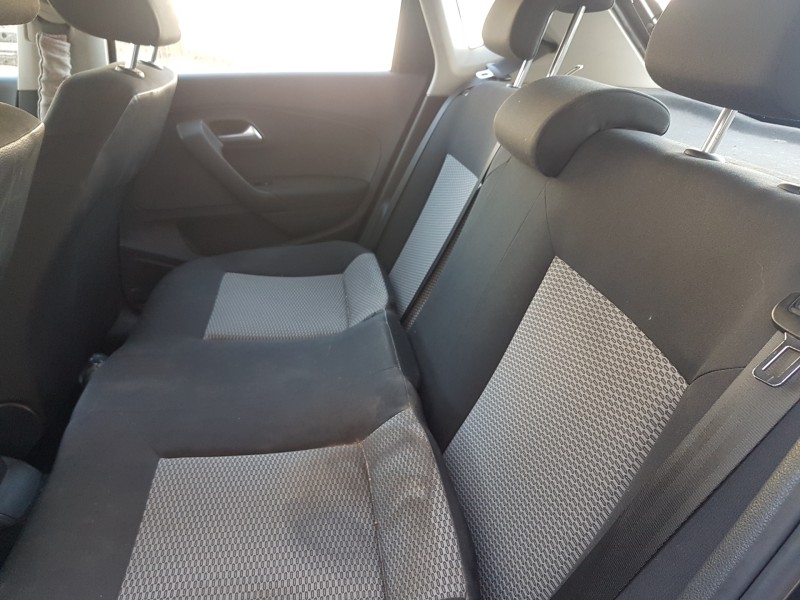 volkswagen polo (6r1) del año 2010