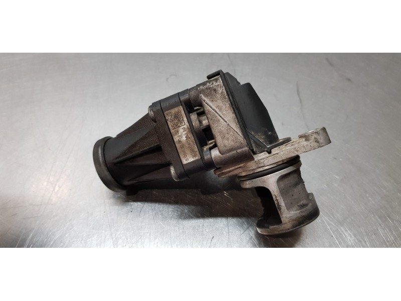 Recambio de valvula egr para ford transit courier trend referencia OEM IAM 9802194080  