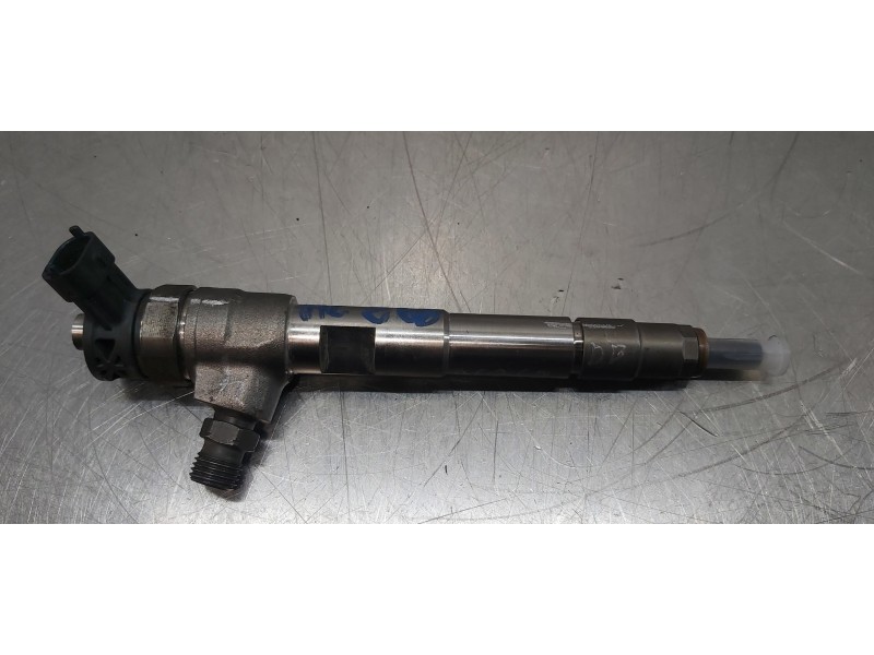 Recambio de inyector para dacia duster ii comfort 4wd referencia OEM IAM 8201636333   Recambio de inyector para dacia duster ii comfort 4wd referencia OEM IAM 8201636333