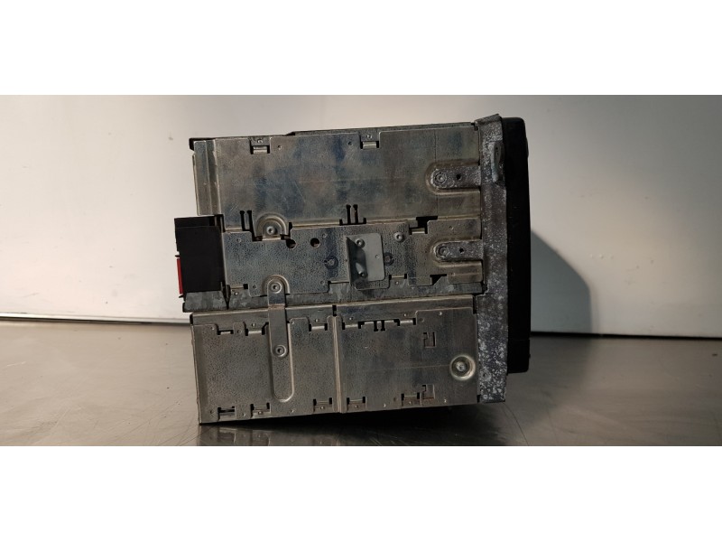 Recambio de sistema audio / radio cd para mercedes clase s (w220) berlina 500 (220.075) referencia OEM IAM A2208200389  